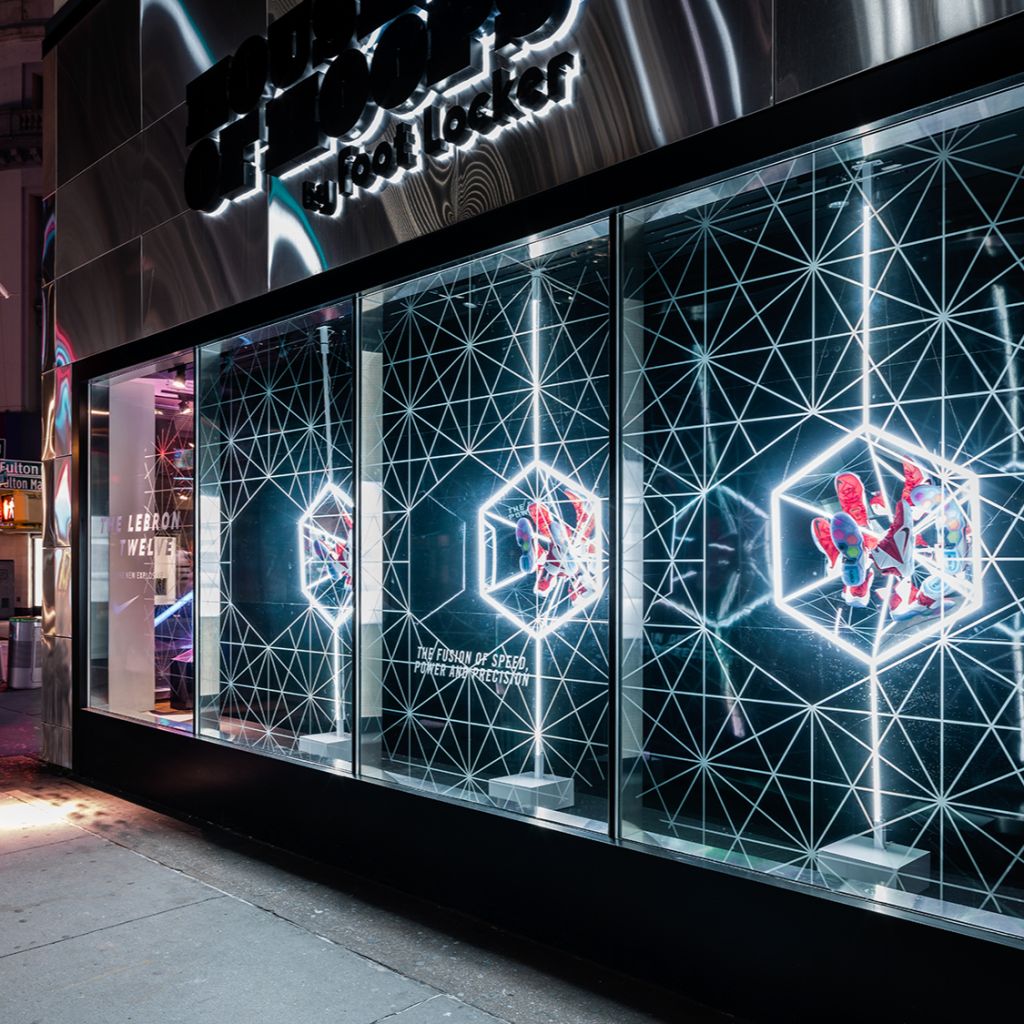 Наружные витрины