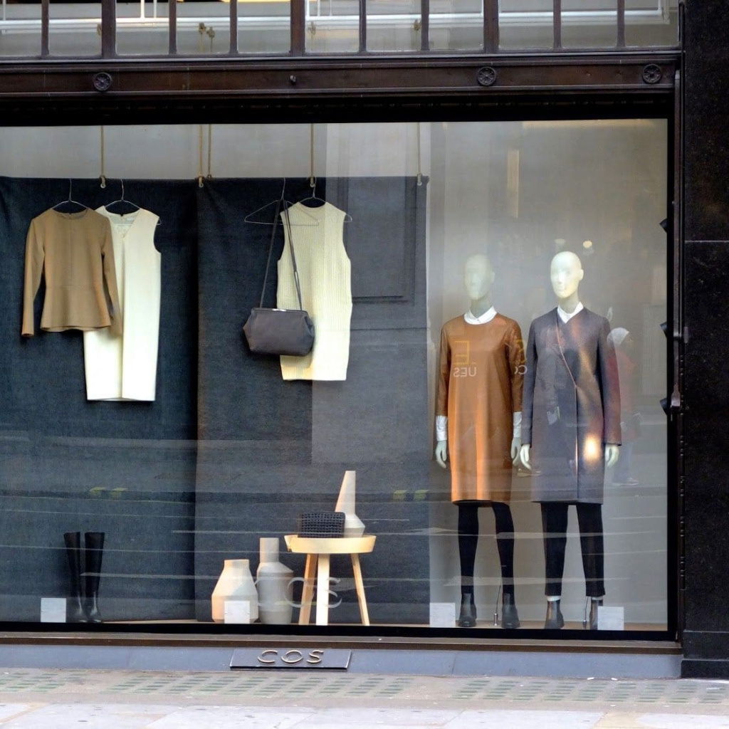 Закрытые витрины